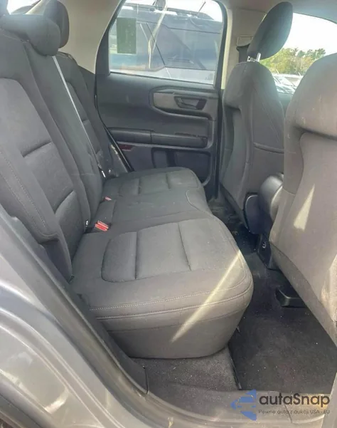 2021 Ford Bronco Sport z USA, uszkodzony, nr VIN 3FMCR9A66MRA98995